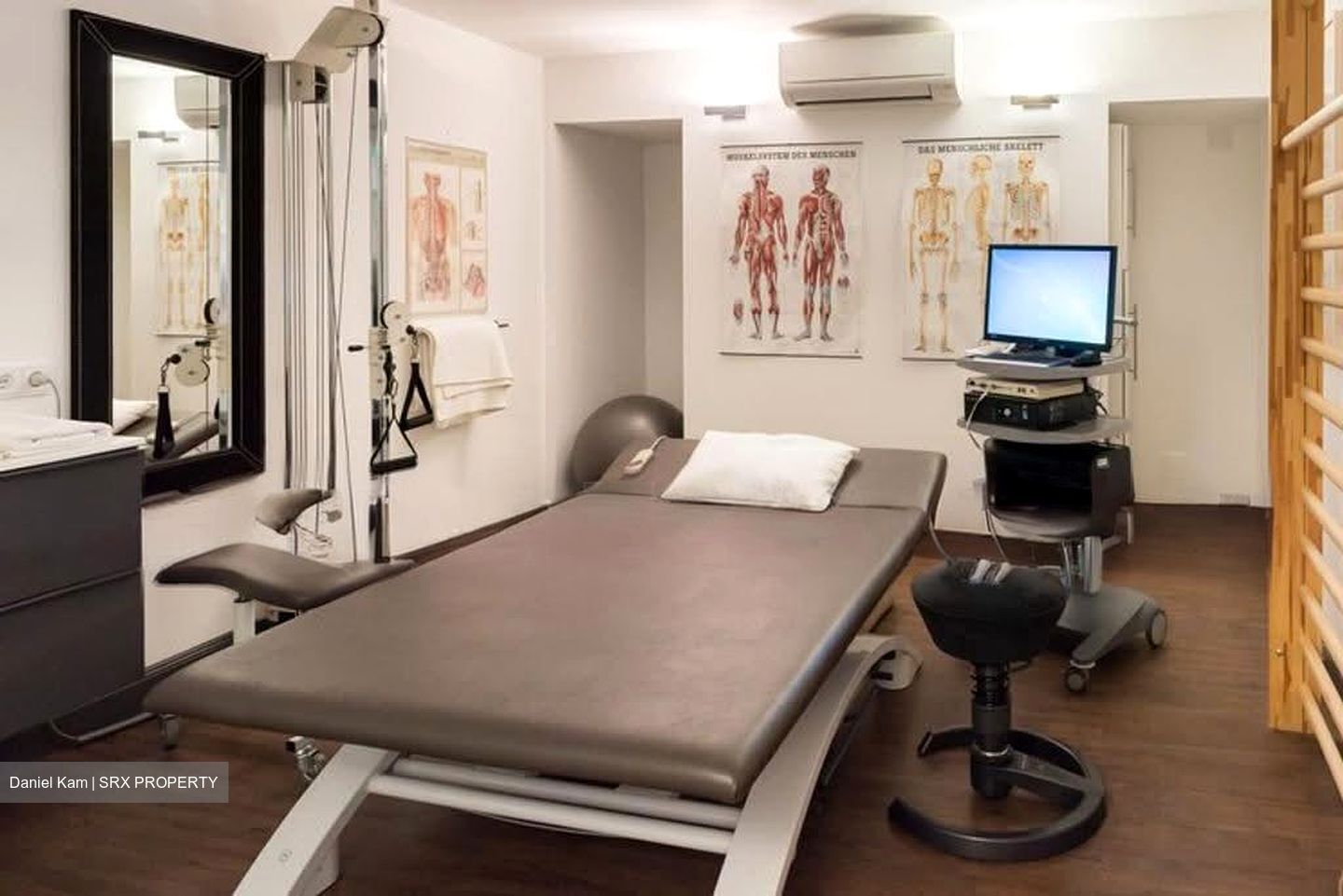 Oasia Hotel/novena Specialist Center (D11), Retail #608496341
